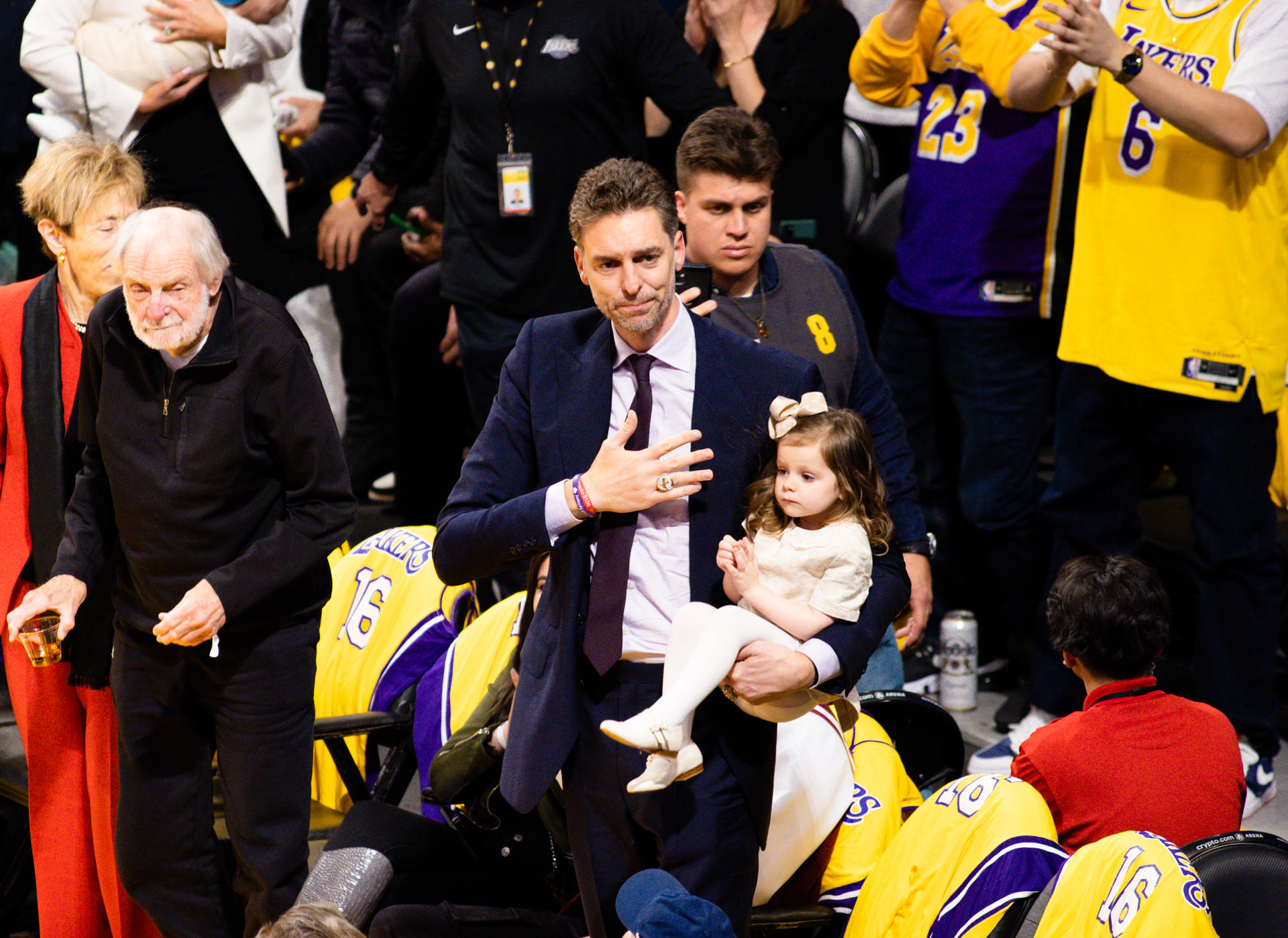 Spain's Pau Gasol (C), while holding his daughter, reacts at his retirement ceremony, during the NBA game between the Los Angeles Lakers and Memphis Grizzlies at Crypto.Com Arena in Los Angeles, CA, USA, 7 March 2023. EFE/ Phillip Kim