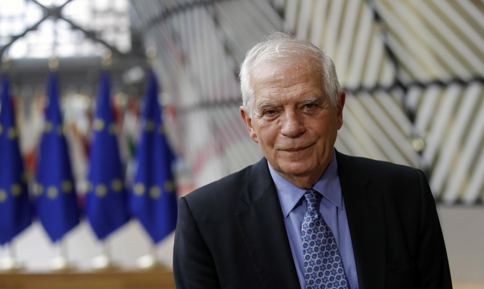 El alto representante comunitario para Asuntos Exteriores, Josep Borrell, durante el Consejo de ministros de Exteriores y Defensa de la Unión Europea. EFE/EPA/OLIVIER HOSLET
