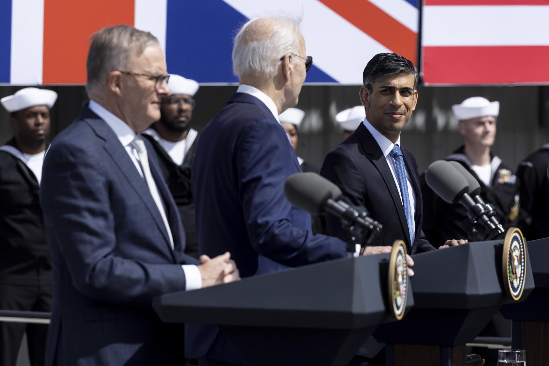 (L-R) Australian Prime Minister Anthony Albanese, US President Joe Biden and United Kingdom Prime Minister Rishi Sunak hold a press conference at the Naval Base Point Miramar in San Diego, California, USA, 13 March 2023. EFE/EPA/ETIENNE LAURENT