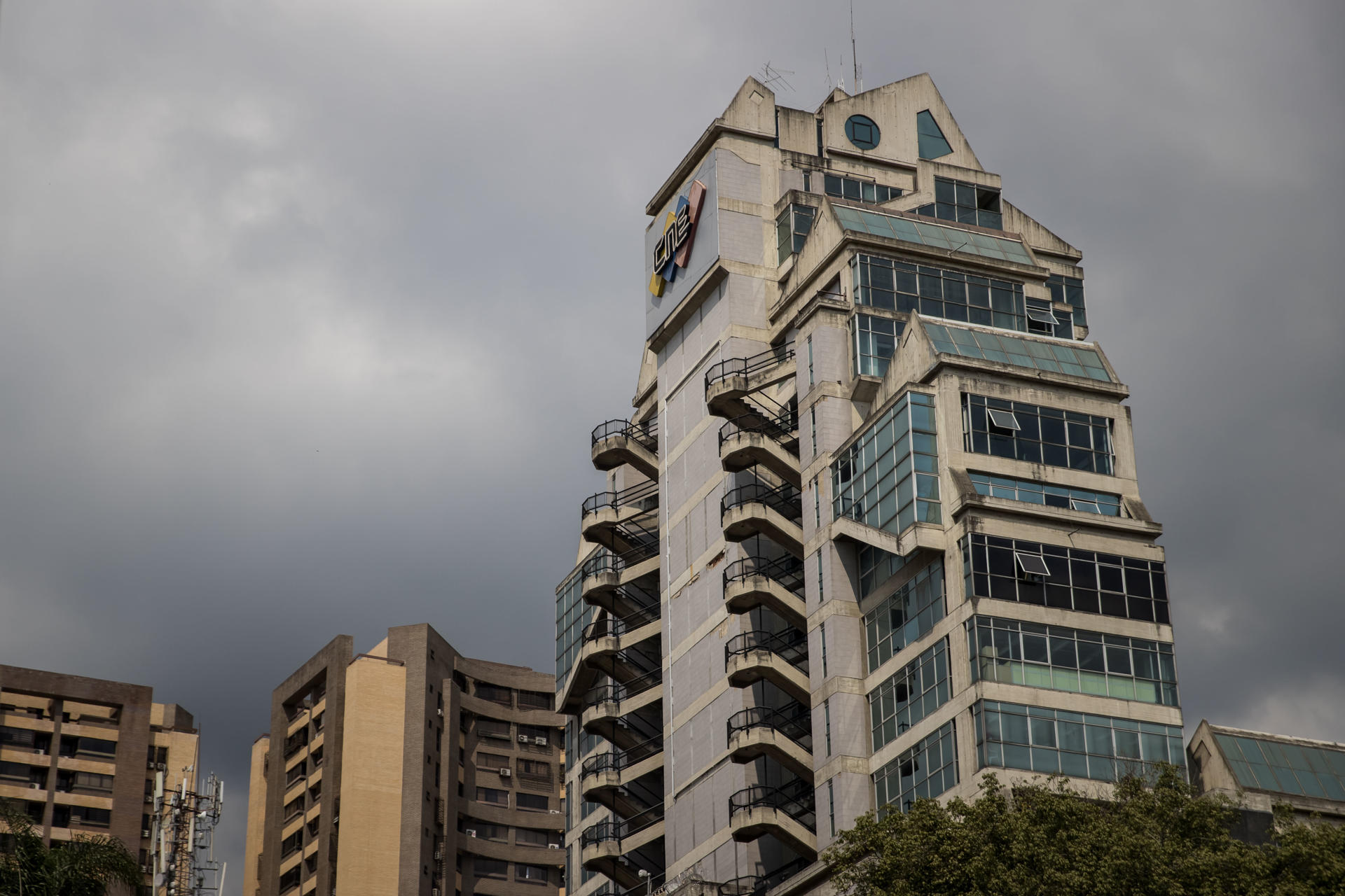 Fotografía de una de las sedes del Consejo Nacional Electoral, el 24 de febrero del 2023 en Caracas (Venezuela). EFE/ Miguel Gutiérrez