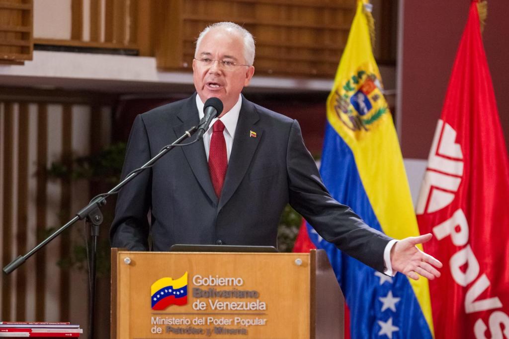 Fotografía de archivo fechada el 27 de junio de 2014 que muestra al entonces ministro de Energía y Petróleo de Venezuela, Rafael Ramírez. EFE/Miguel Gutiérrez
