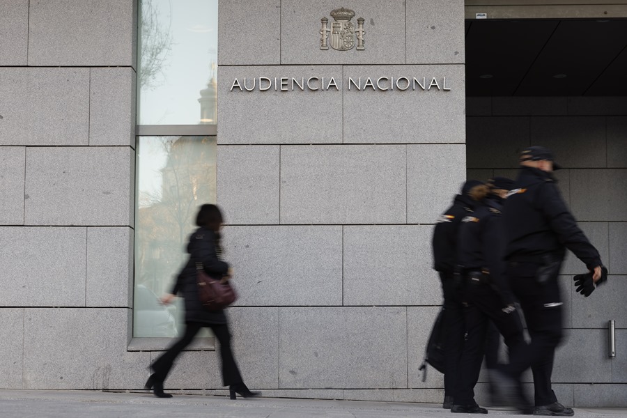 Entrada de la Audiencia Nacional, que ha ordenado imputar al exjefe de los árbitros Victoriano Sánchez Arminio.