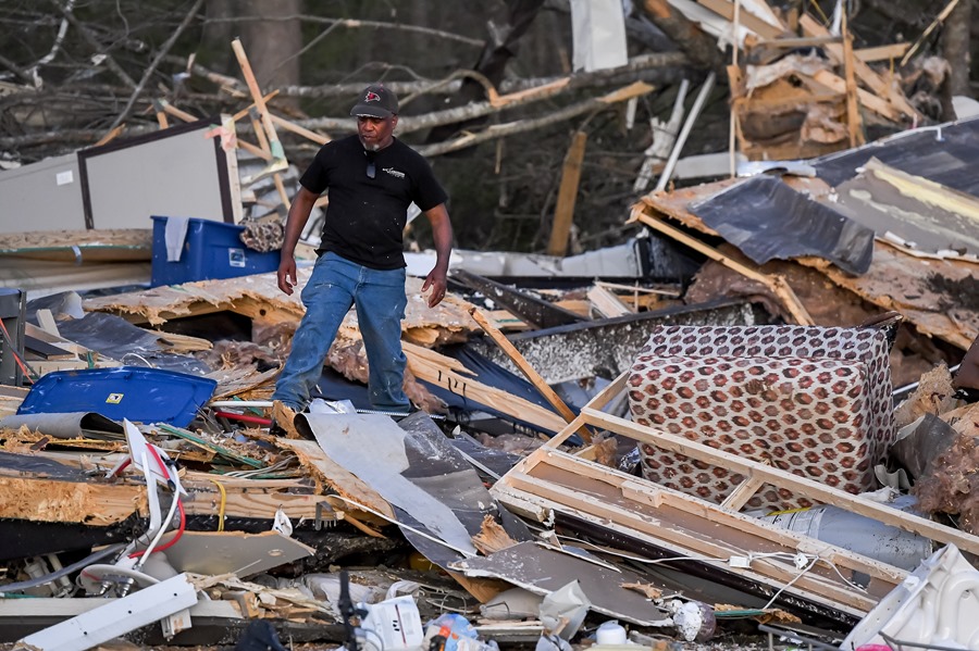 Al menos 23 muertos tras un tornado en el oeste de Misisipi