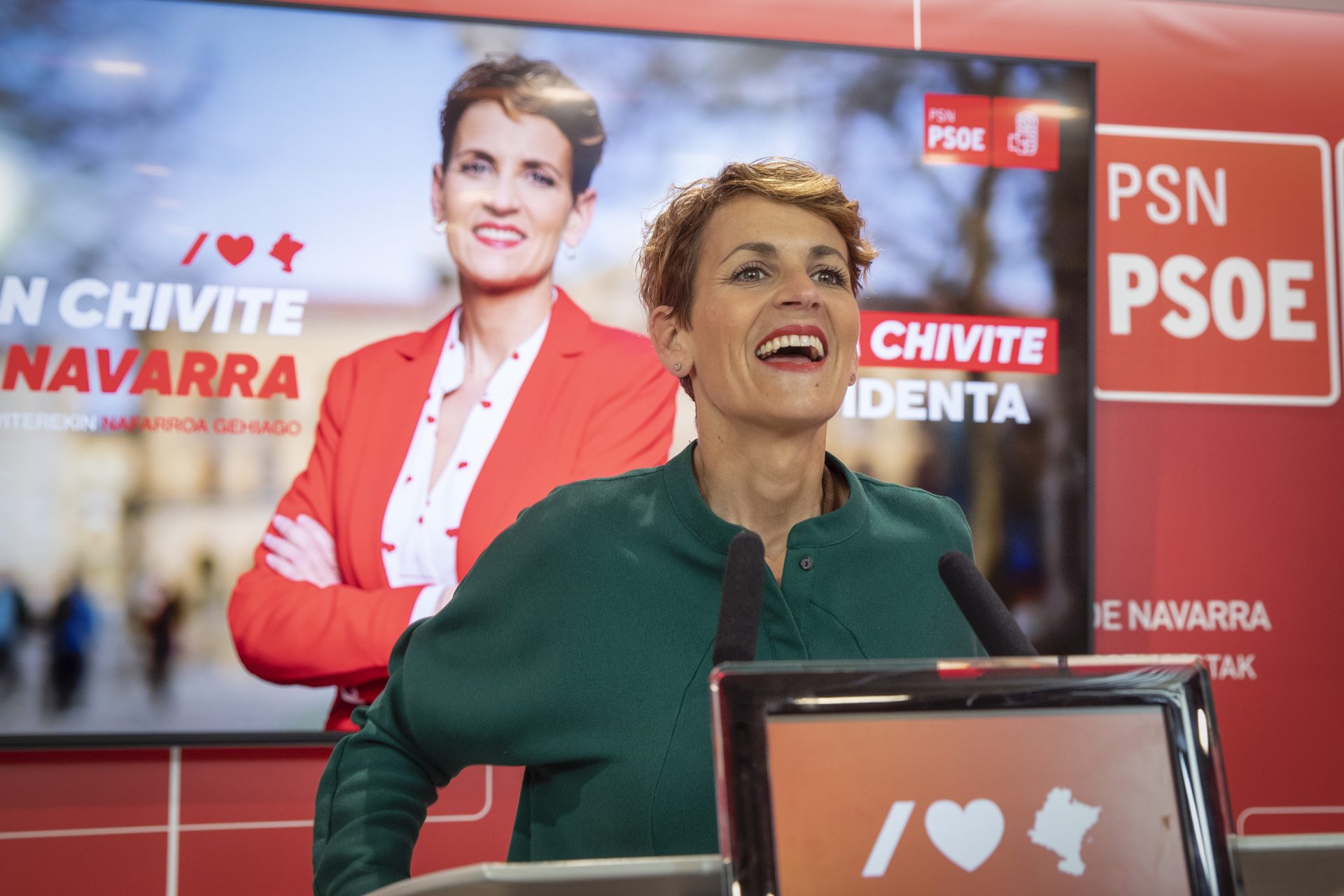 Imagen de la presidenta navarra María Chivite en su intervención ante los candidatos electorales