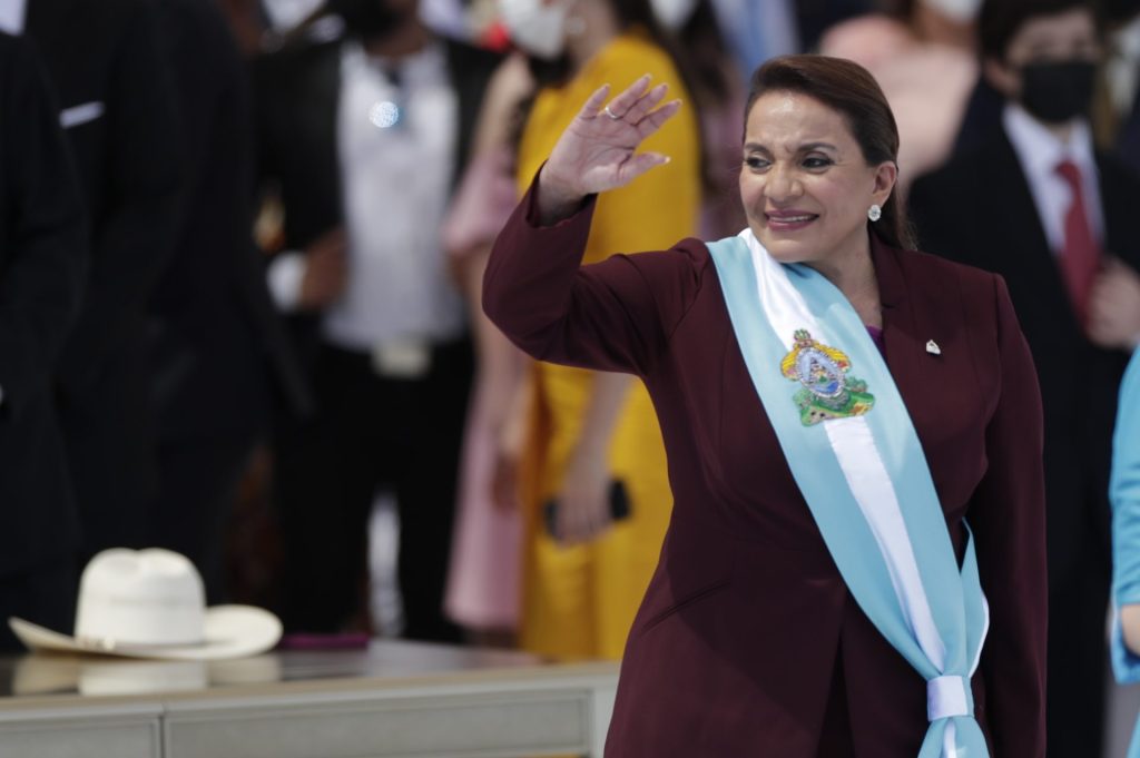 La presidenta hondureña Xiomara Castro en la ceremonia de investidura.
