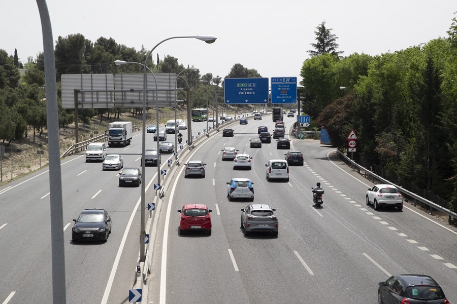 Vista del tráfico en la A3 en sentido Valencia, a la salida de Madrid