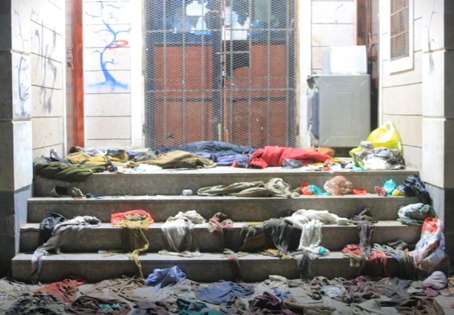 Imagen facilitada por el Centro de Medios Hutí que muestra las consecuencias de la estampida en Saná