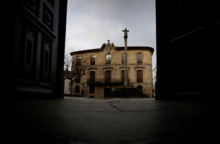 Fachada de la Casa Cornide, que ha sido declarada Bien de Interés Cultural por Galicia, por lo que los Franco deberán permitir visitas.