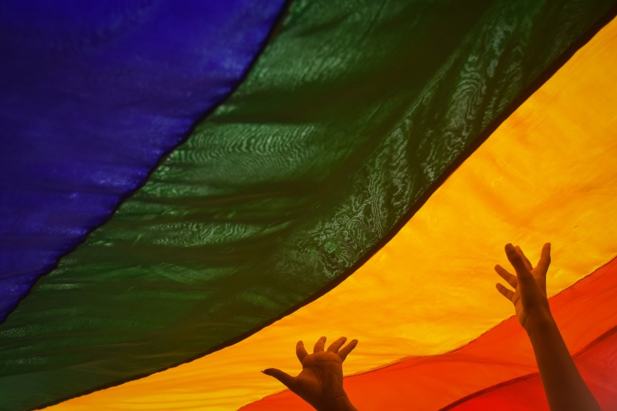 Una bandera durante una manifestación del Orgullo Gay en la India. 
