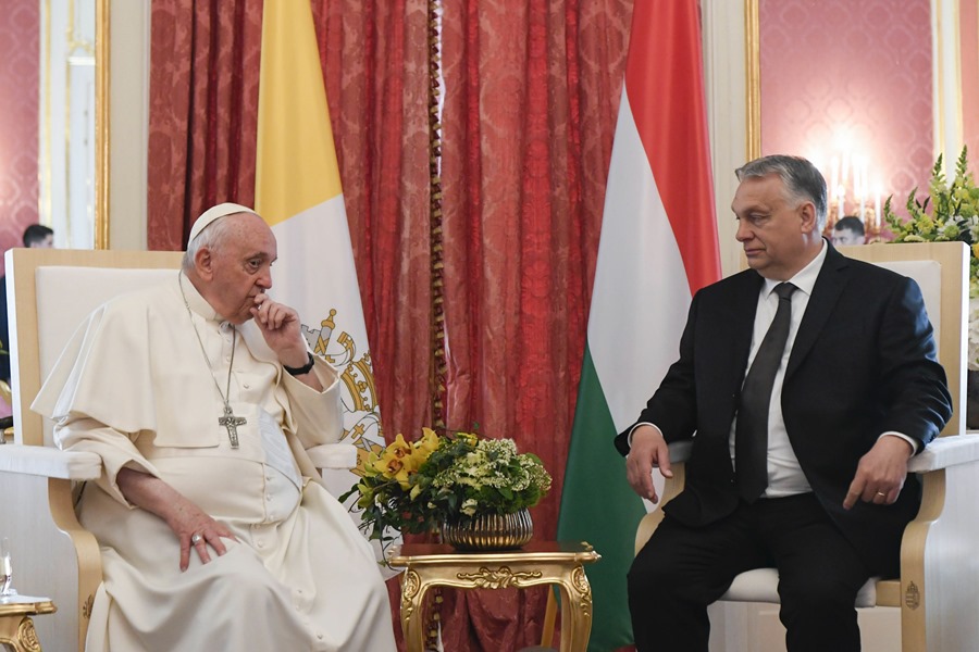 el papa y el presidente de Hungría