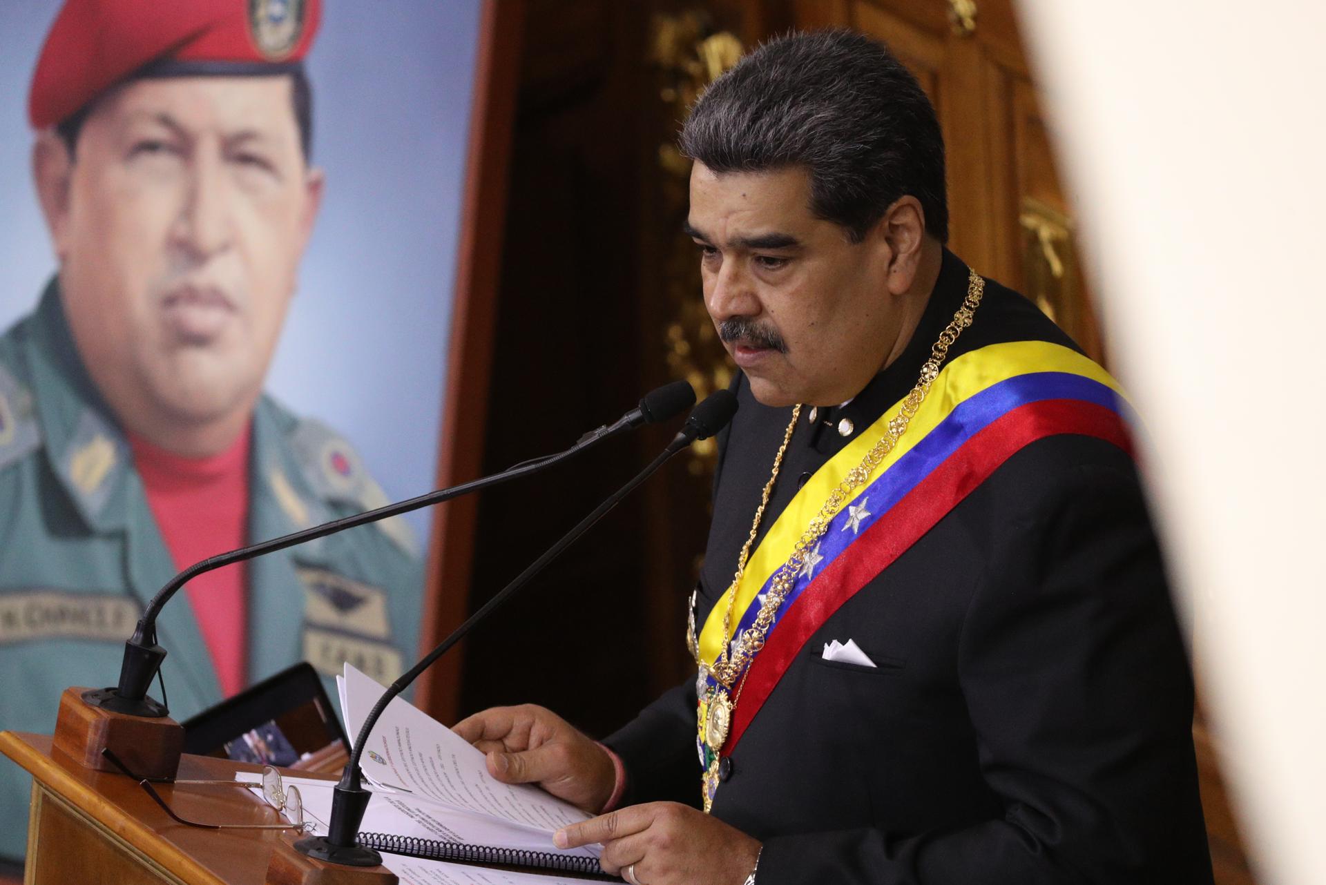 Maduro cumple diez años en la Presidencia, entre la turbulencia y estabilidad