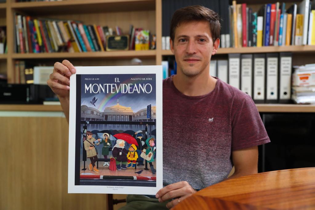 El dibujante uruguayo Alfonso Rosso posa con una de las portadas de "El Montevideano", el 31 de marzo de 2023, en Montevideo (Uruguay). EFE/Alejandro Prieto

