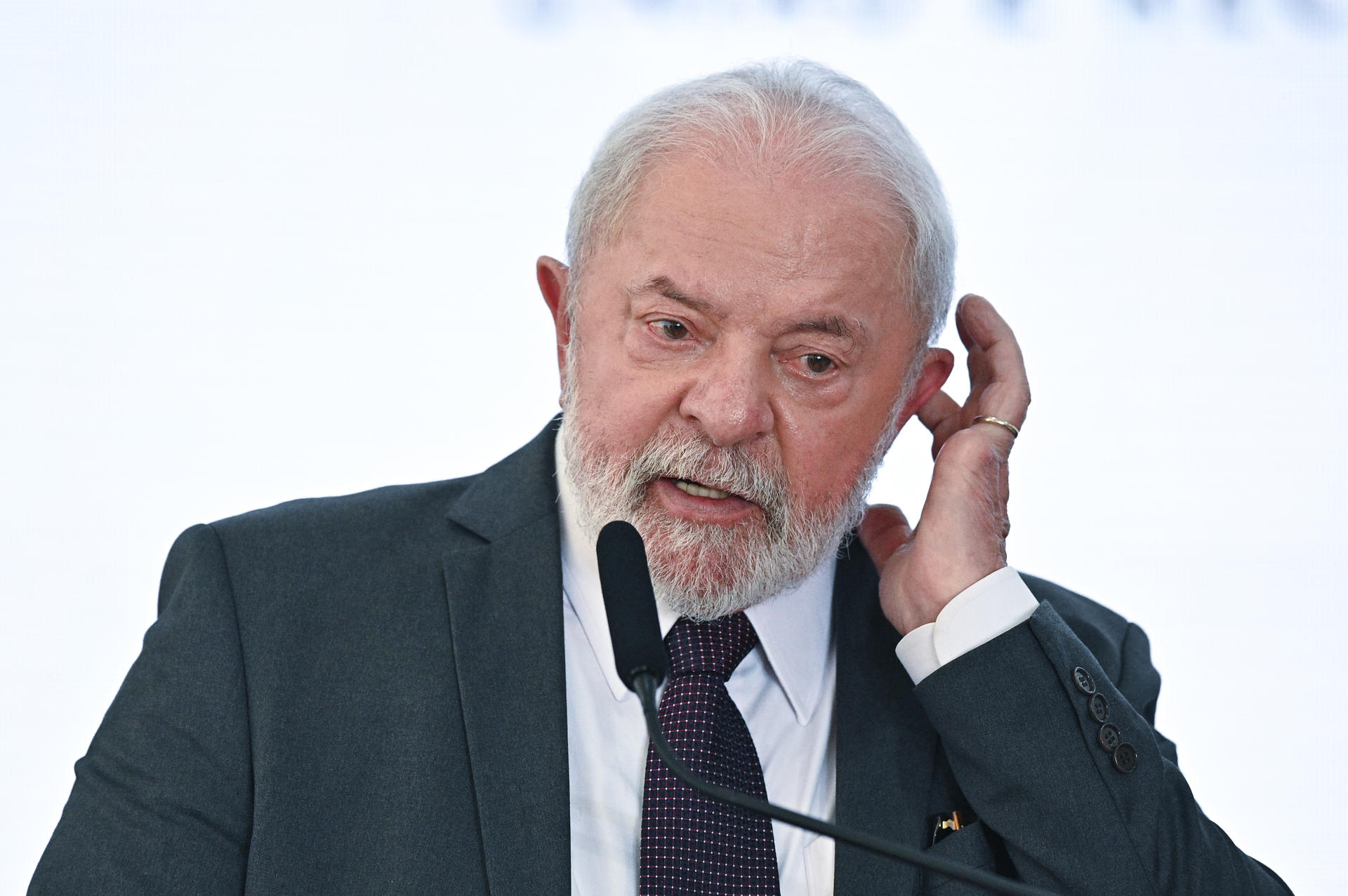 Lula dice que es "necesario" un líder argentino que apoye el Mercosur y la democracia