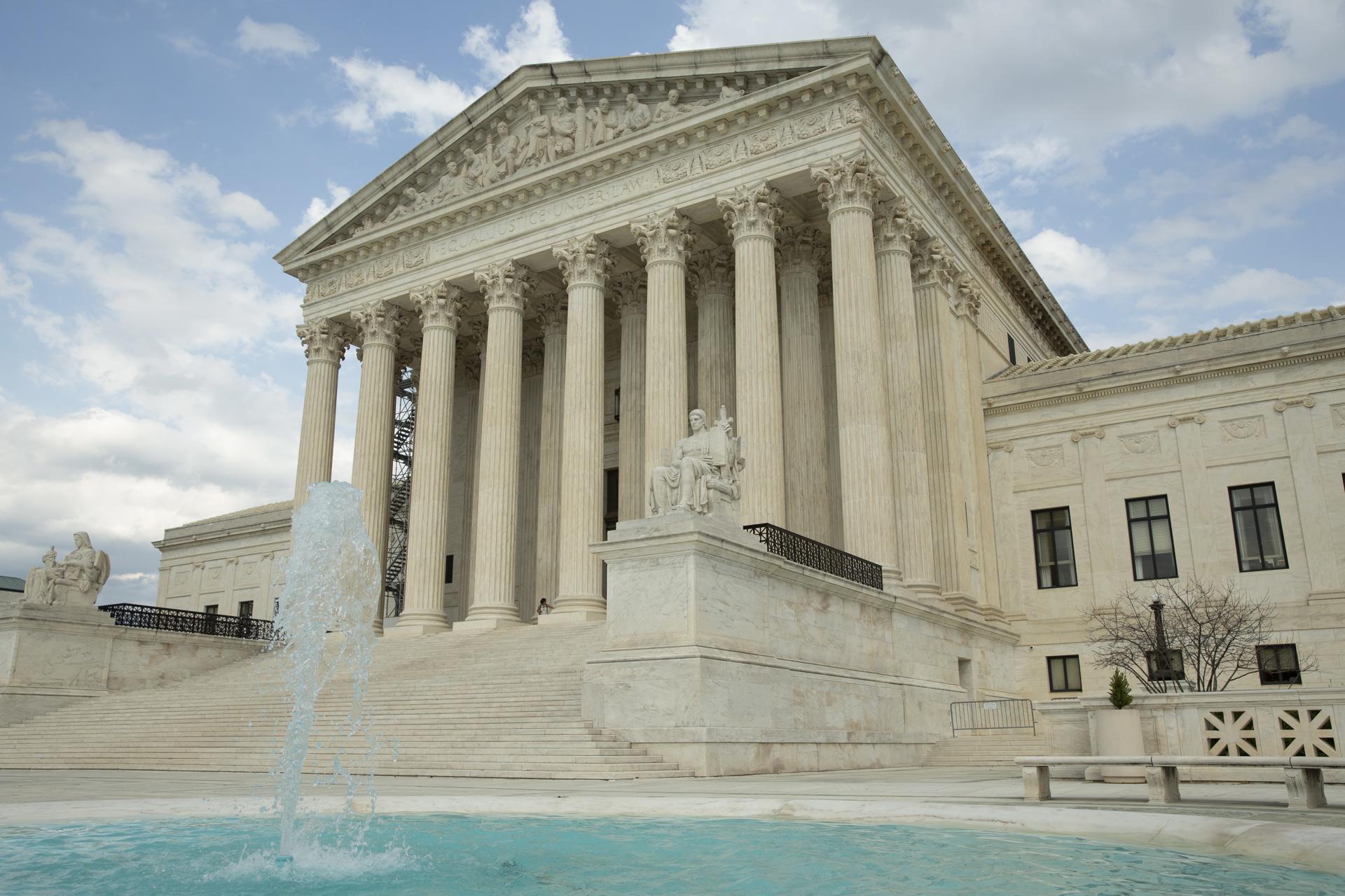 Fotografía de archivo de la Corte Suprema de los EE. UU. en Washington, DC, EE.UU. EFE/EPA/MICHAEL REYNOLDS