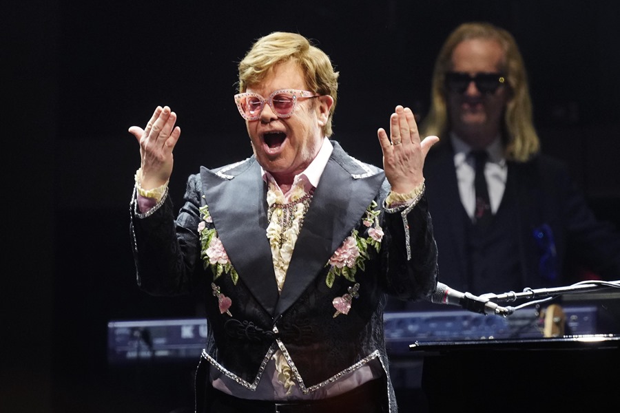 Elton John en oncierto