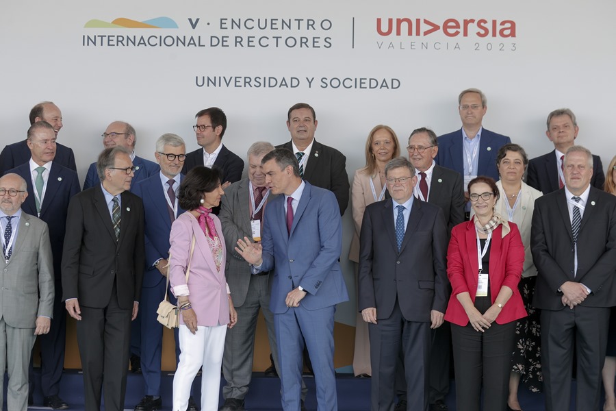Pedro Sánchez apuesta por la ciencia y el conocimiento frente a los negacionismos