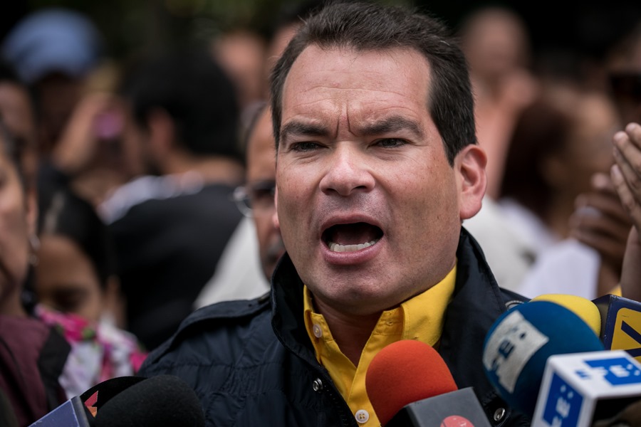 El diálogo en México es la única forma de normalizar la economía venezolana