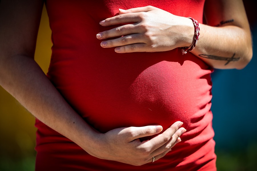Un mujer embarazada en una imagen de archivo. Compuestos químicos en la sangre del cordón umbilical de bebés