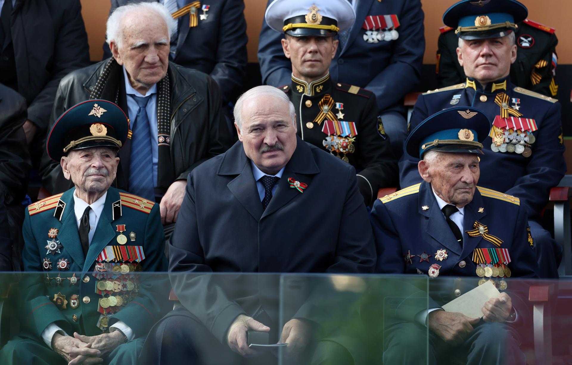 El presidente de Bielorrusia, Alexander Lukashenko, durante su última aparición pública el 9 de mayo en Moscú durante el desfile de la Victoria.EFE/EPA/GAVRIIL GRIGOROV / SPUTNIK / KREMLIN POOL