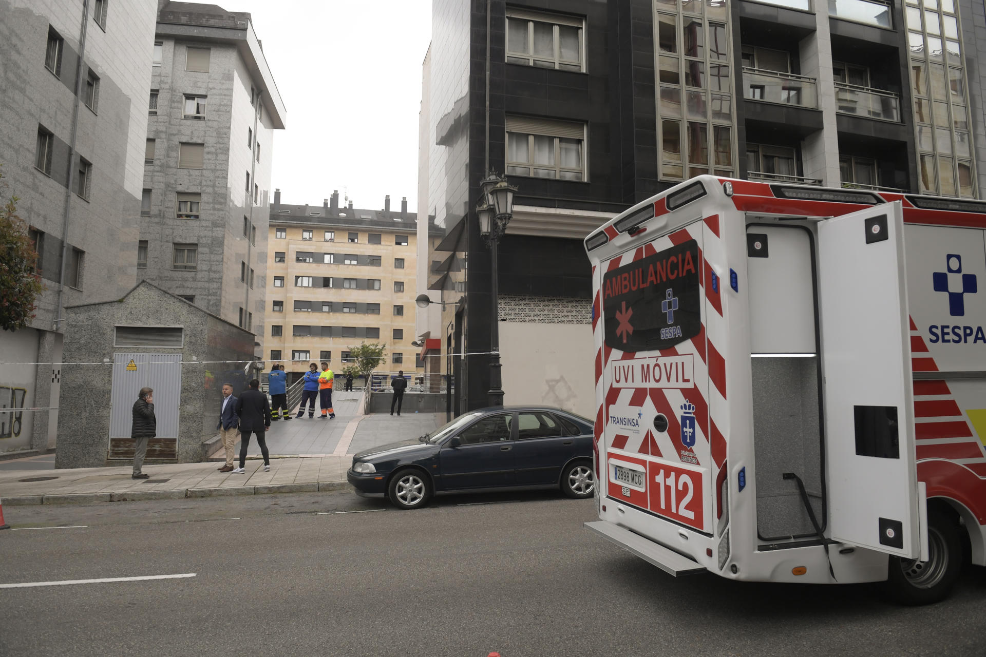 Vista del edificio de la calle Facetos de Oviedo donde ocurrió el suceso. EFE/ Eloy Alonso