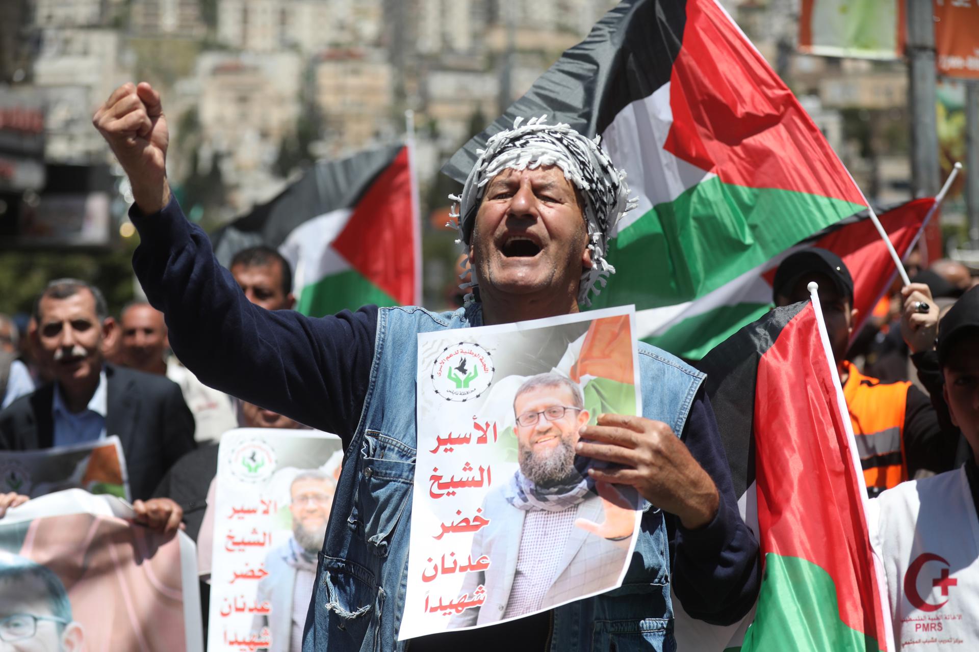 People protest following the death in an Israeli jail of Palestinian Islamic Jihad member Khader Adnan, in the West Bank City of Nablus, 02 May 2023. EFE/EPA/ALAA BADARNEH