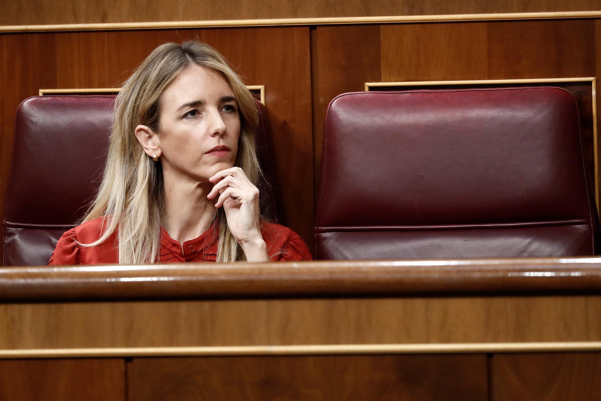 La diputada del PP Cayetana Álvarez de Toledo en un pleno del Congreso. Revela q le han extirpado un tumor de mama
