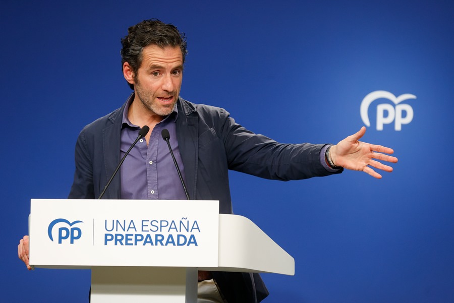 El PP está abierto a los descontentos de PSOE y Vox tras incluir a ex de CS en las listas