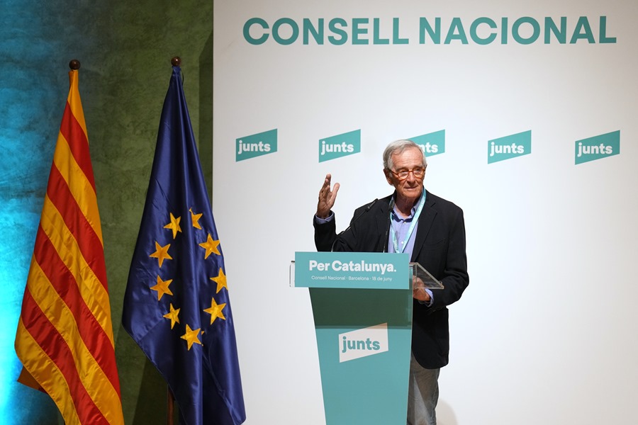 El candidato a la alcaldía de Barcelona, Xavier Trias, durante su intervención en el Consell Nacional de su partido este domingo en Barcelona.