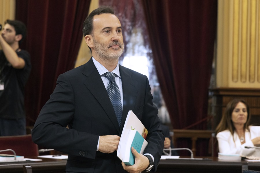 El diputado de Vox Gabriel Le Senne presidirá el Parlament de Baleares