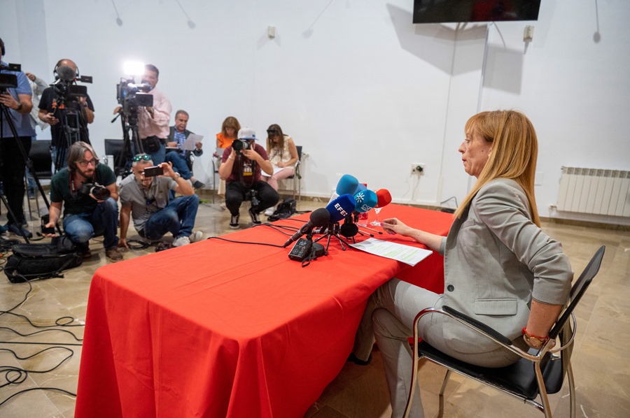 Berta Linares, alcaldesa de Maracena (PSOE), renuncia a la investidura por el secuestro de la concejal