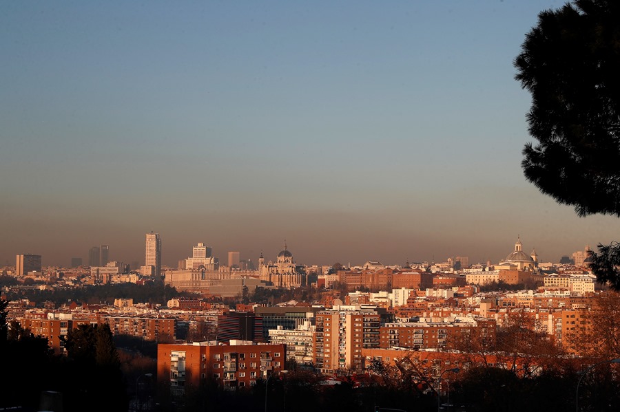 Vista de la boina de contaminación en Madrid (España).