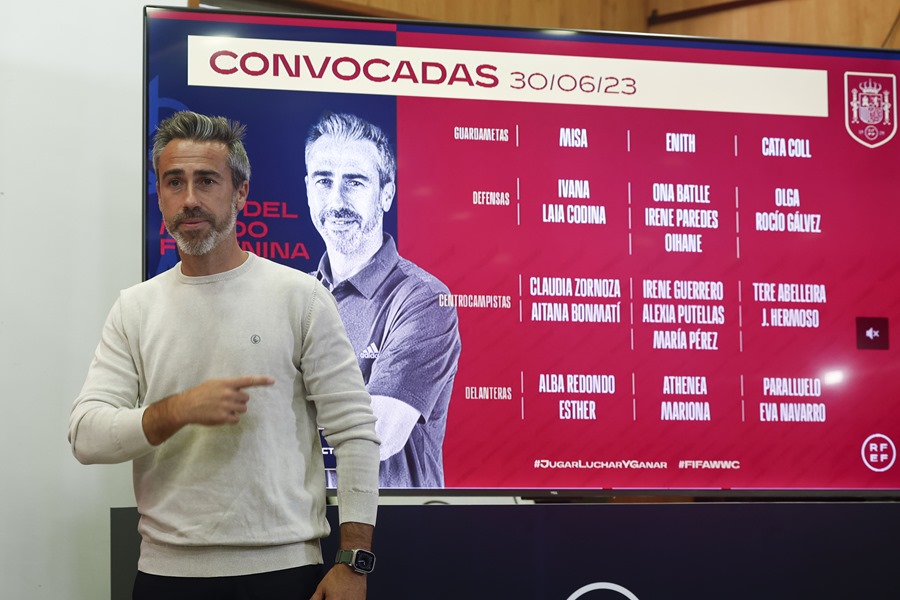 Jorge Vilda, seleccionador español femenino de fútbol, da una rueda de prensa para anunciar a las 23 jugadoras que representarán a España en el Mundial