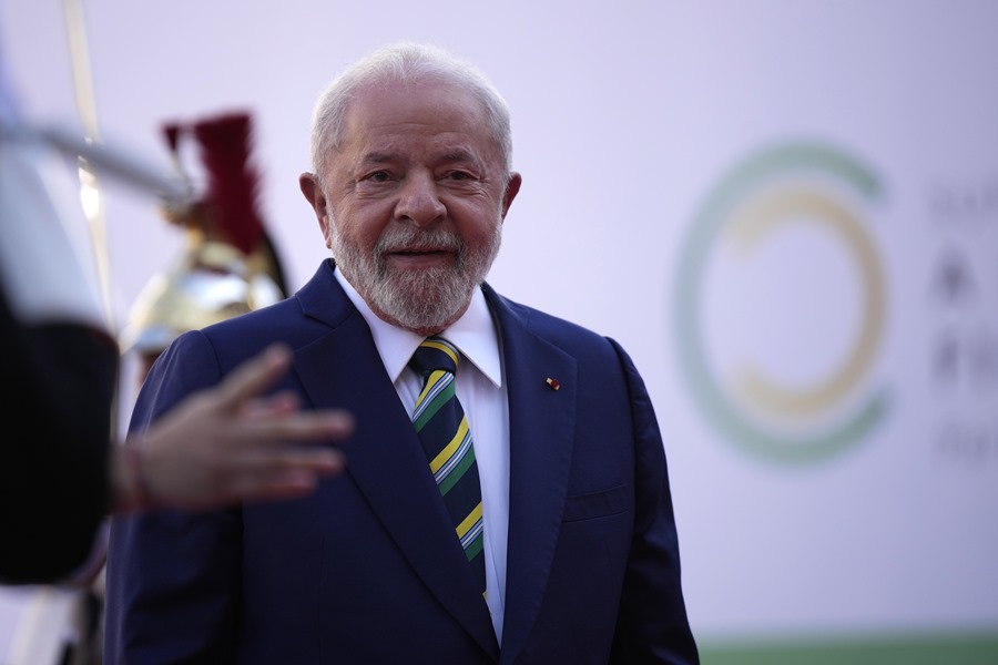 El presidente Brasileño, Luiz Inácio Lula Da Silva, en la cumbre de París, donde ha afeado las trabas y amenazar del pacto UE-Mercosur.