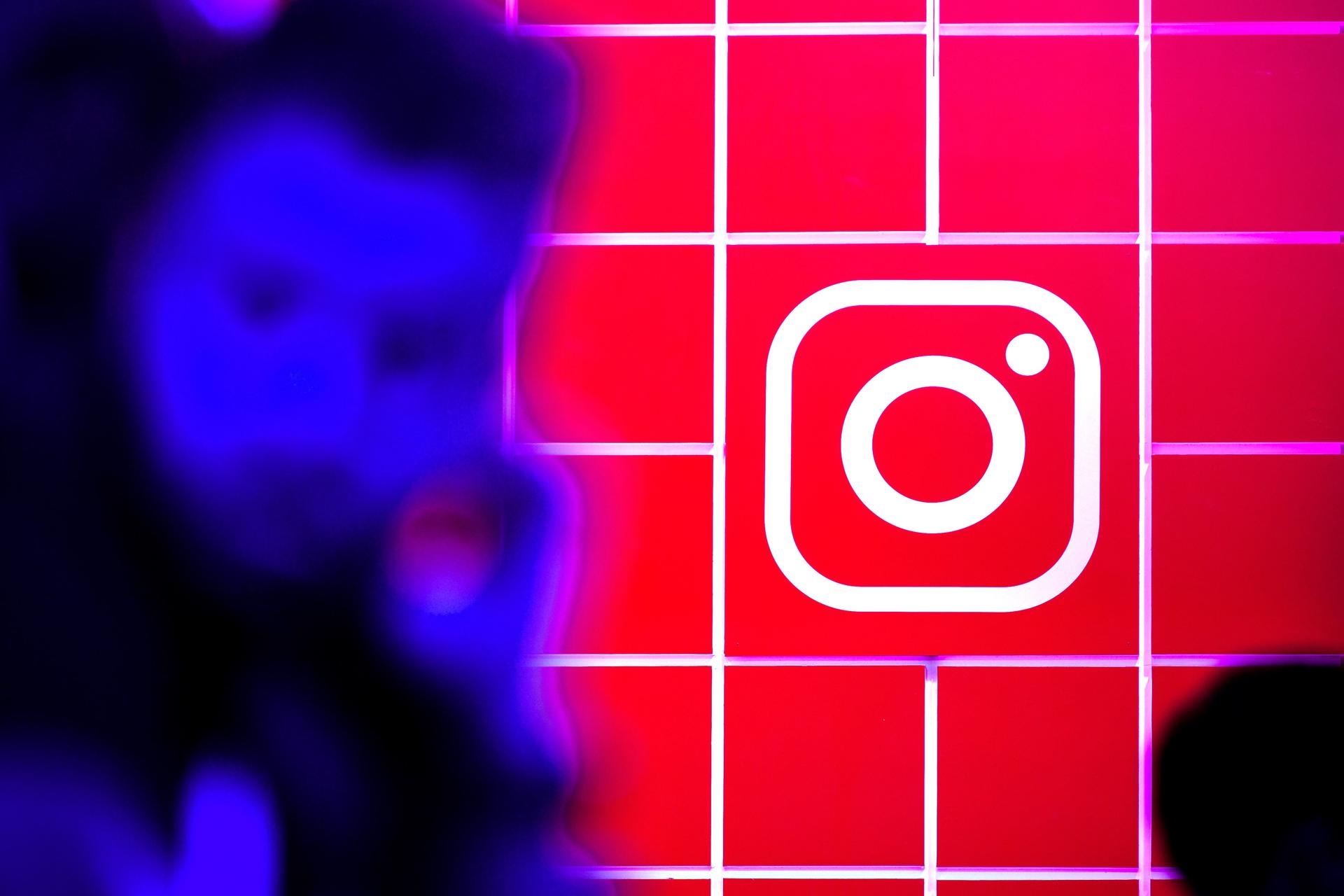 Vista del logo de la red social Instagram, en una fotografía de archivo. EFE/Sascha Steinbach