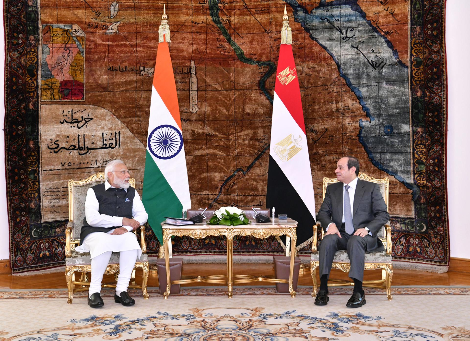 A handout photo made available by Egyptian presidential office shows Egyptian President Abdul Fattah al-Sisi (R) meeting with Indian Prime Minister Narendra Modi, in Cairo, Egypt, 25 June 2023. EFE/EPA/EGYPTIAN PRESIDENTIAL OFFICE HANDOUT HANDOUT EDITORIAL USE ONLY/NO SALES

