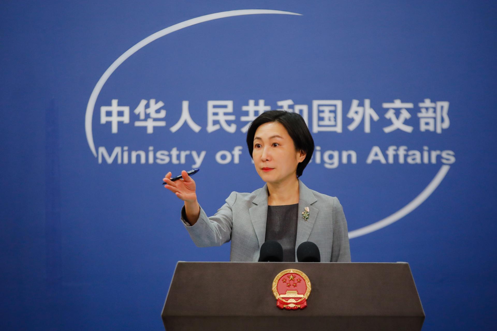 China's Foreign Ministry spokesperson Mao Ning gestures during a press conference at the Ministry of Foreign Affairs in Beijing, China, 06 April 2023. EFE-EPA FILE/WU HAO
