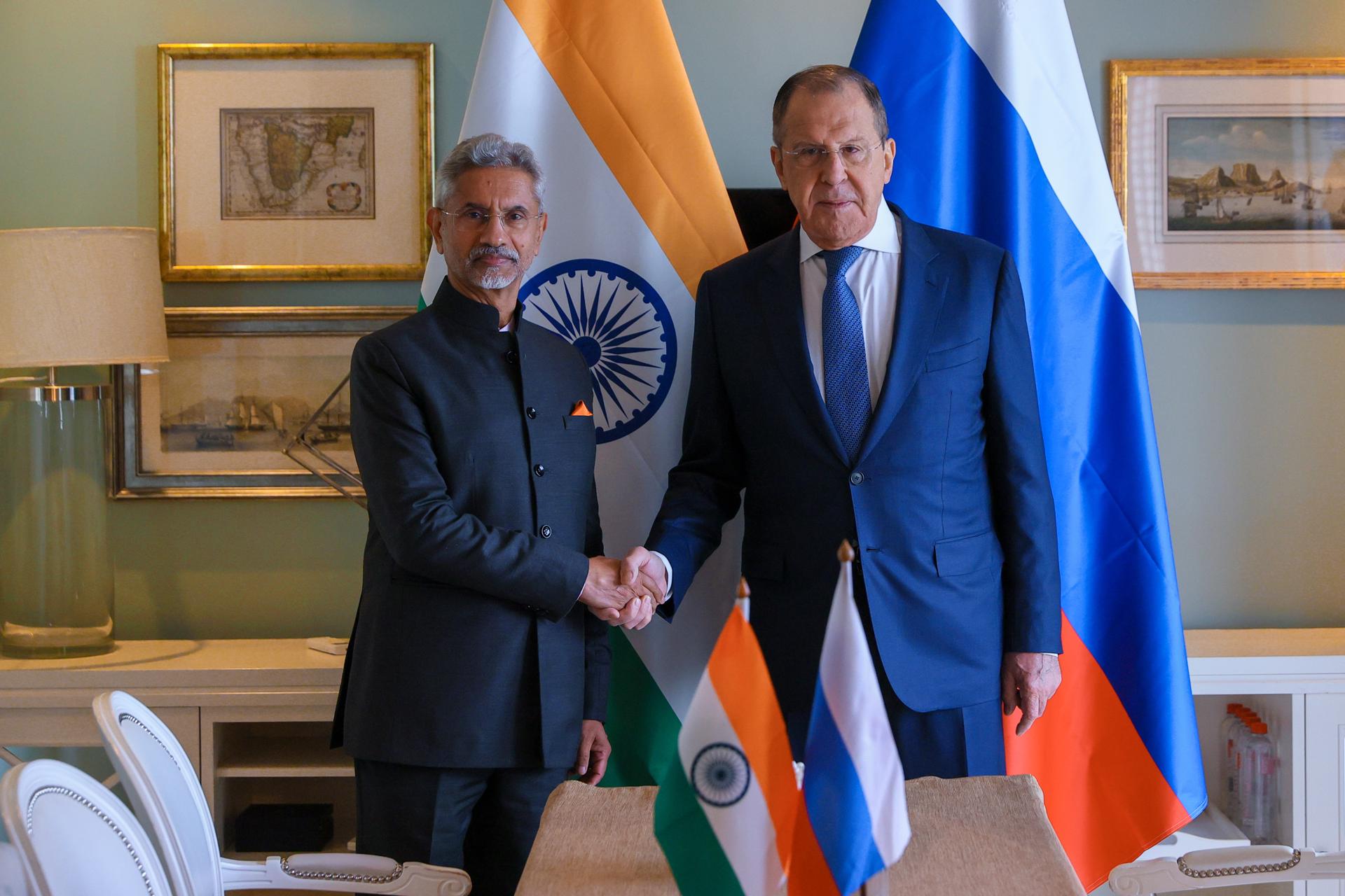 The Russian foreign ministry provided this photo of Minister Sergey Lavrov (R) shaking hands with Indian counterpart S Jaishankar in Cape Town, South Africa, on 1 June 2023. EFE/EPA/RUSSIAN FOREIGN MINISTRY PRESS SERVICE HANDOUT -- MANDATORY CREDIT -- HANDOUT EDITORIAL USE ONLY/NO SALES

