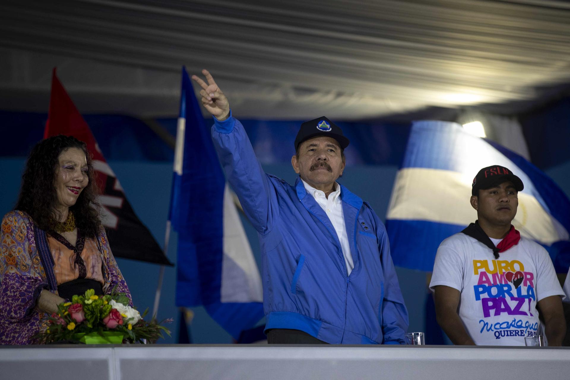 Ortega allows the entry of soldiers and aircraft from other countries