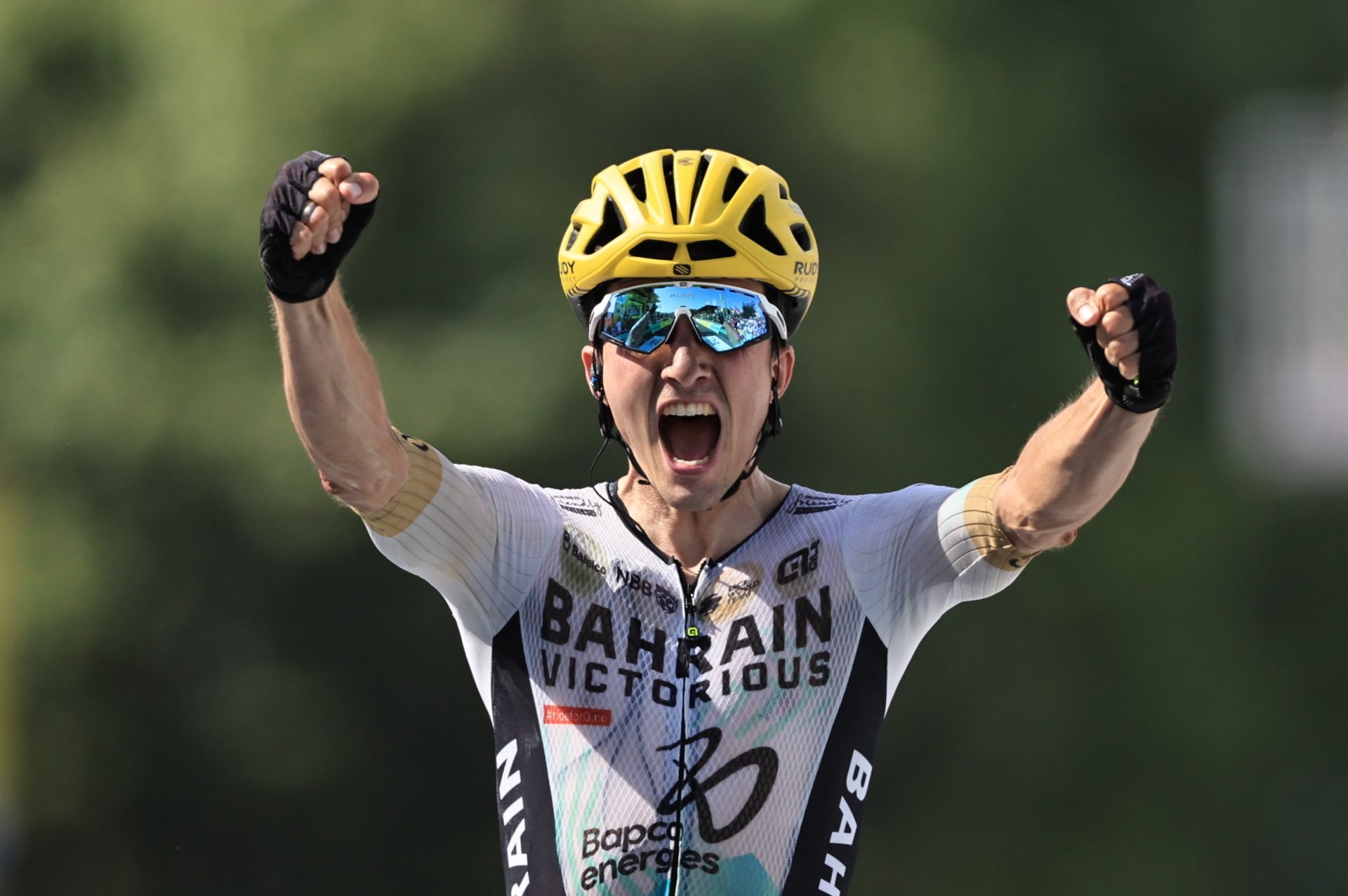 Pello Bilbao gana la etapa del Tour. EFE/Christophe Petit Tesson
