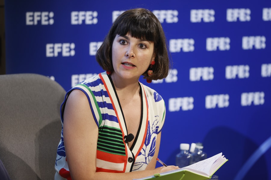 Julia Boada, del partido Sumar, participa en el primer debate electoral organizado por la Agencia EFE