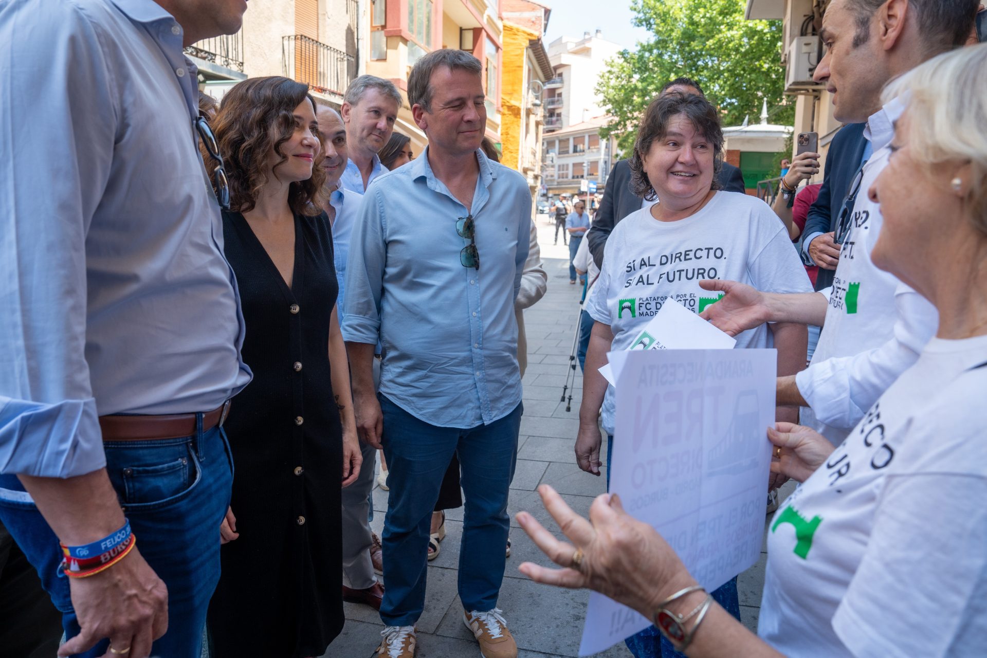 Ayuso apuesta por un PP de amplia mayoría frente a un PSOE encerrado que “solo divide”