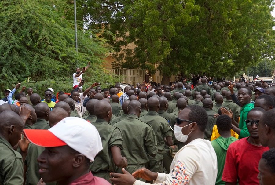 Manifestación convocada el domingo en Niamey a favor del golpe de Estado en Níger.