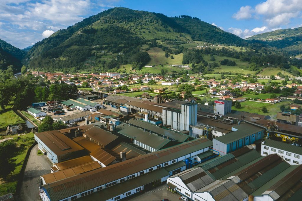 View of the Nissan factory in Los Corrales de Buelna.  EFE/Nissan.