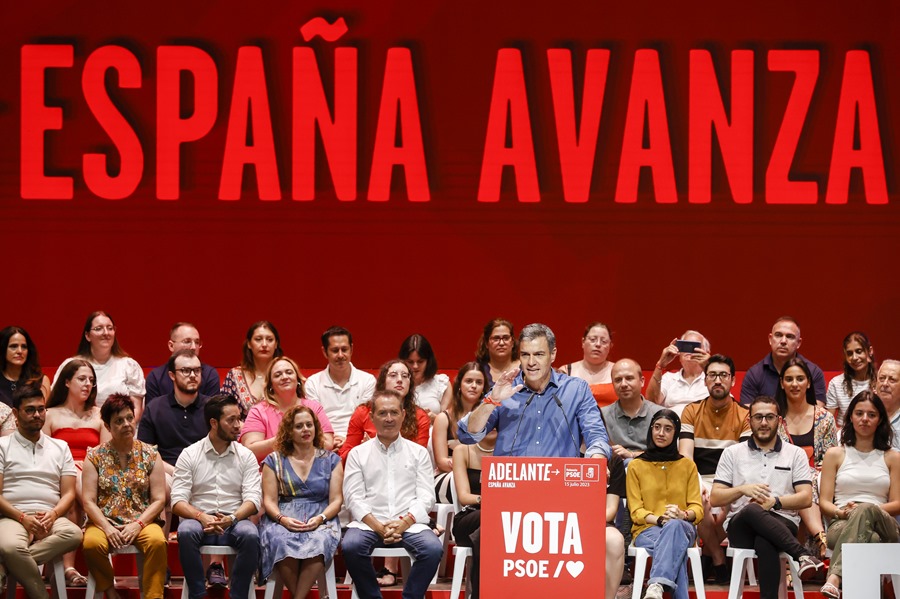 Pedro Sánchez pide el voto femenino y avisa del “retroceso” de una abstención el 23J