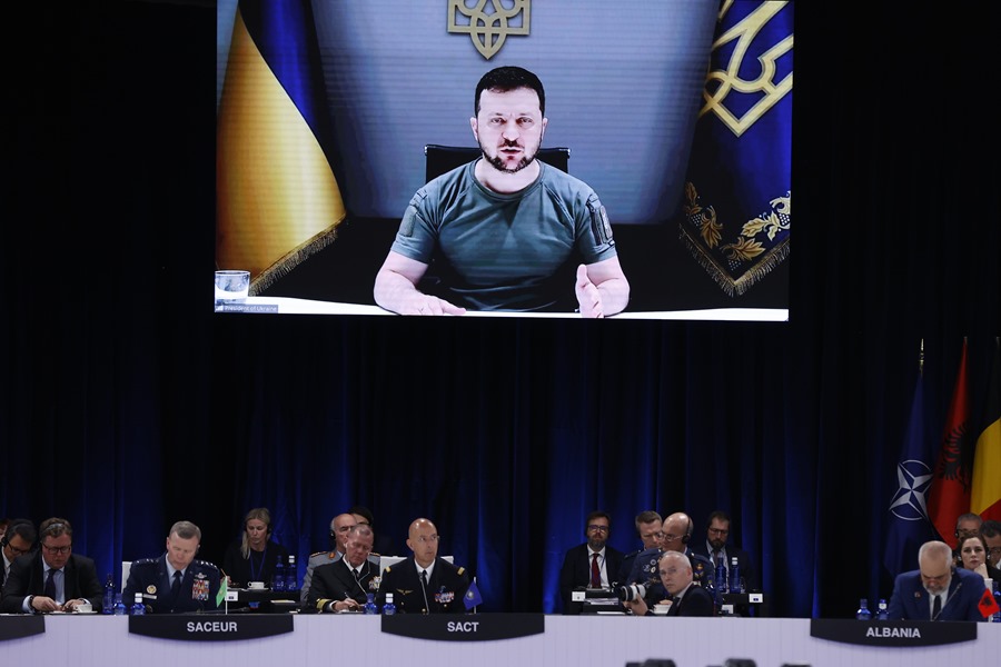 intervención por videoconferencia del presidente del Ucrania, Volodímir Zelenski,en la cumbre de la OTAN celebrada en junio del año pasado