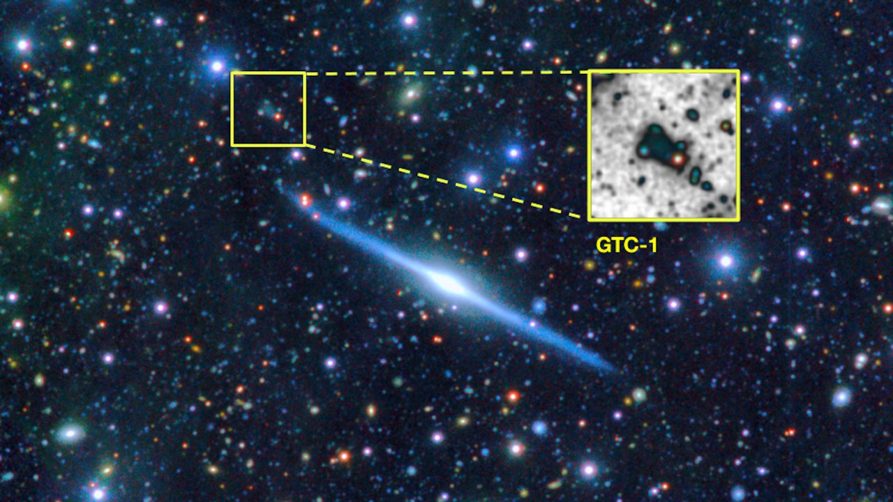 Galaxia de canto GC11859 y GTC-1. EFE/Instituto de Astrofísica de Canarias