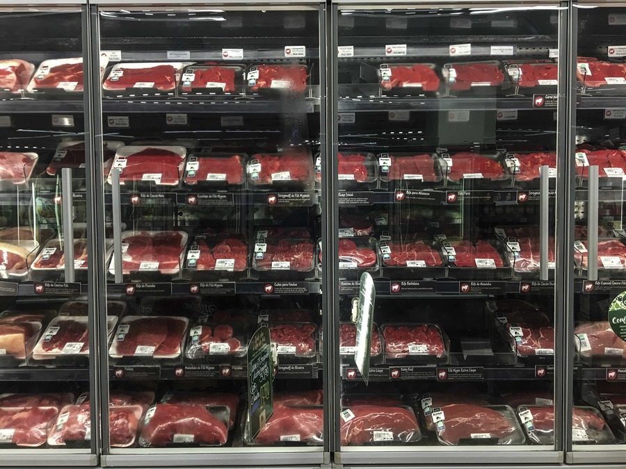 La carne cultivada en laboratorio puede pronto llegar a los supermercados de Suiza.
