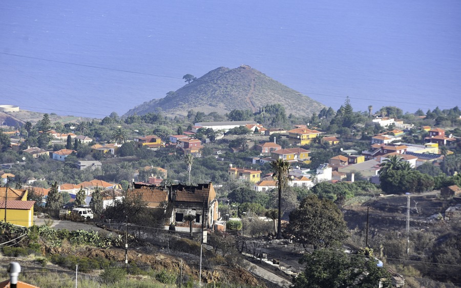 El incendio forestal de La Palma ha afectado al menos a sesenta inmuebles de los municipios de Puntagorda y Tijarafe.