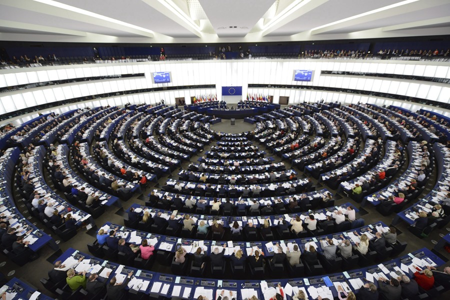 Vista general de una sesión plenaria en hemiciclo del Parlamento Europeo (PE), en Estrasburgo (Francia).