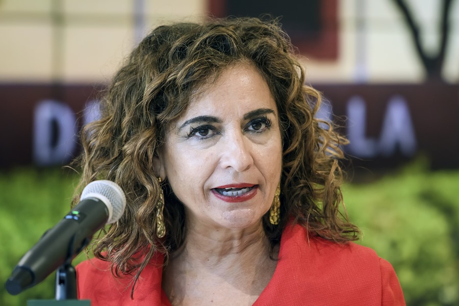 La ministra de Hacienda y Función Pública, María Jesús Montero, ayer en Sevilla.